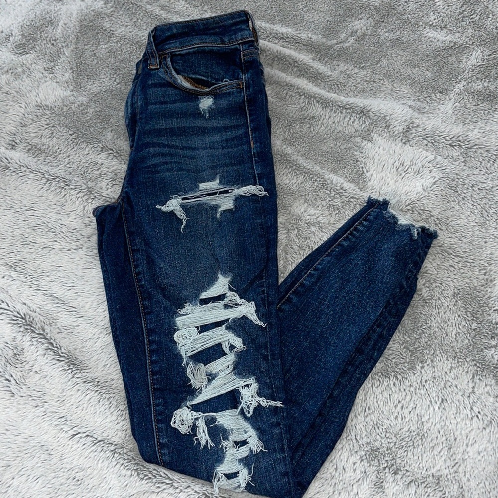 COPY - American eagle size 2 short Ripped jeggings